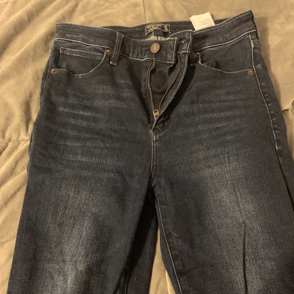 Abercrombie High Rise Ankle Jeans